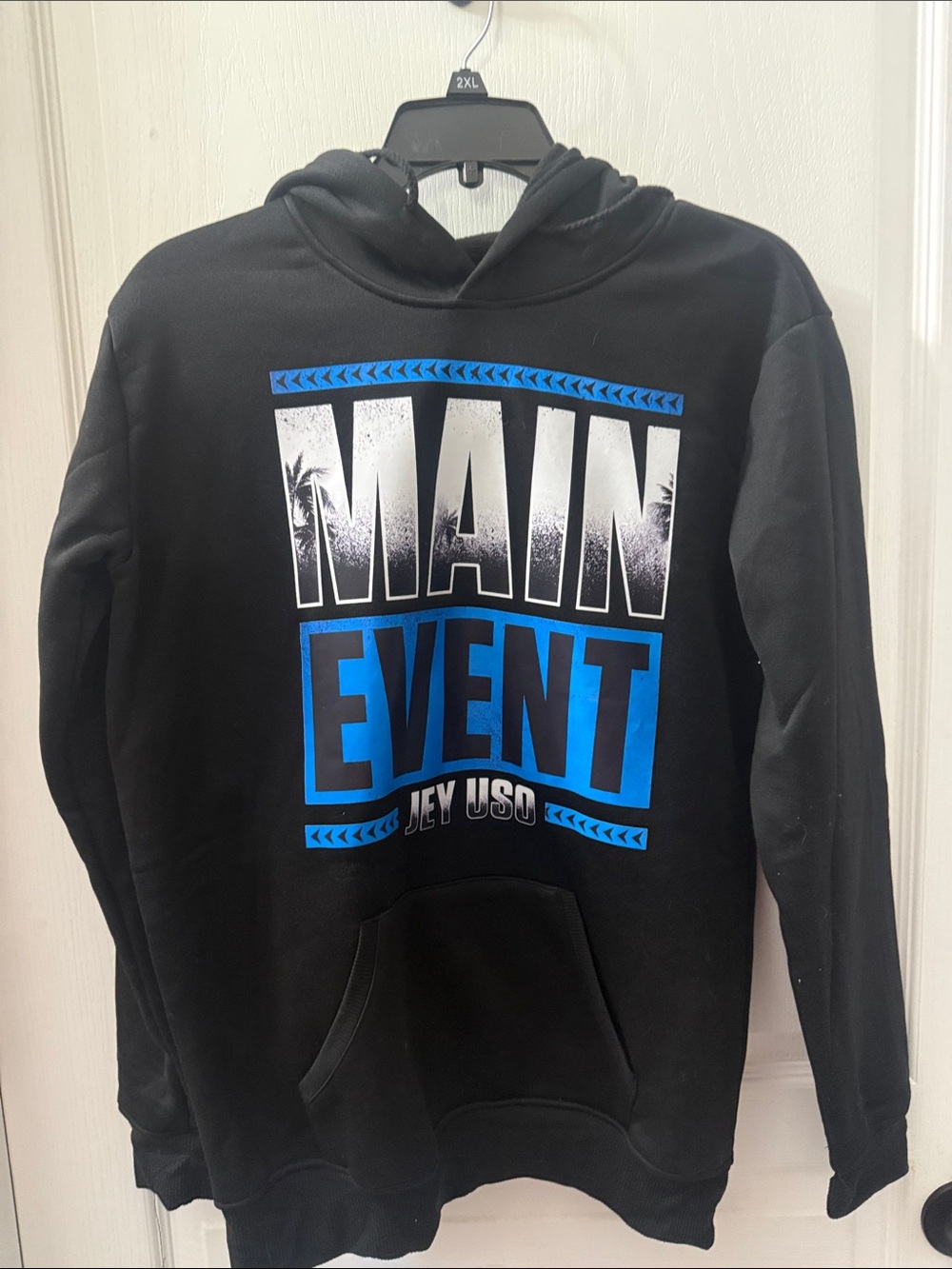 NWOT WWE Black Hoodie with Blue and White MAIN EVENT Graphic